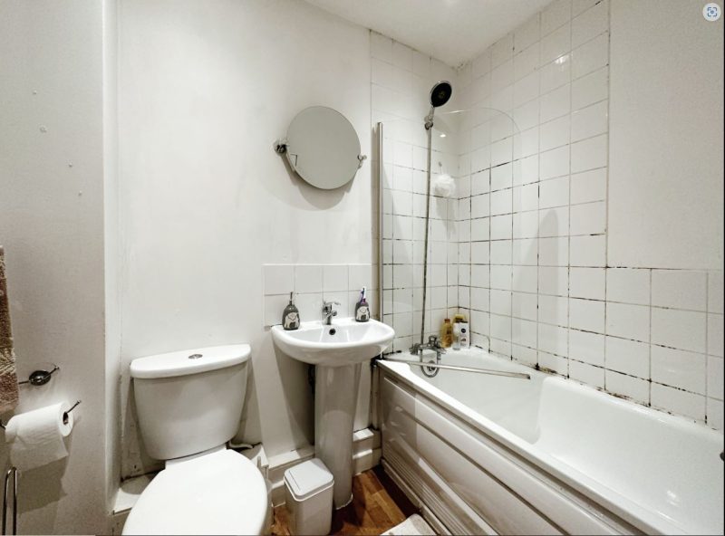 Bathroom-1-800x592.jpg