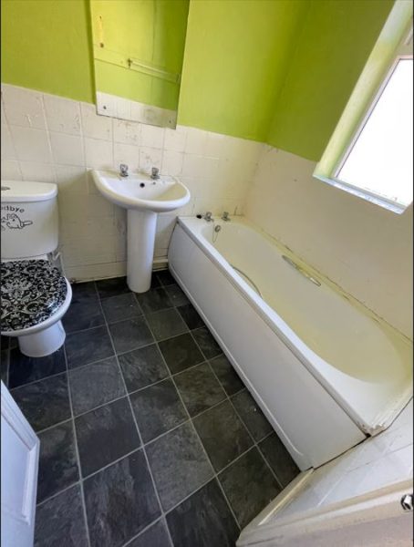 bathroom-454x600.jpg