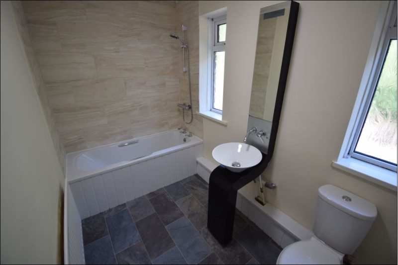 Bathroom-1-800x533.jpg