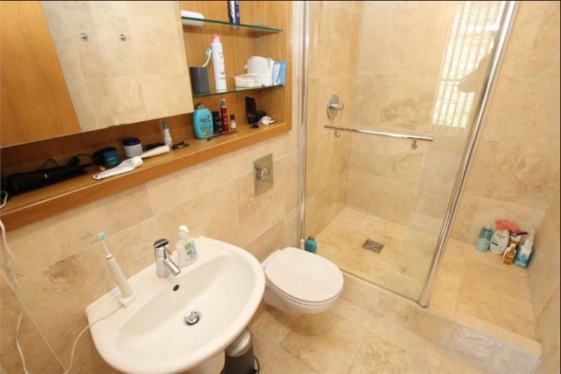 Bathroom-8-800x533.jpg