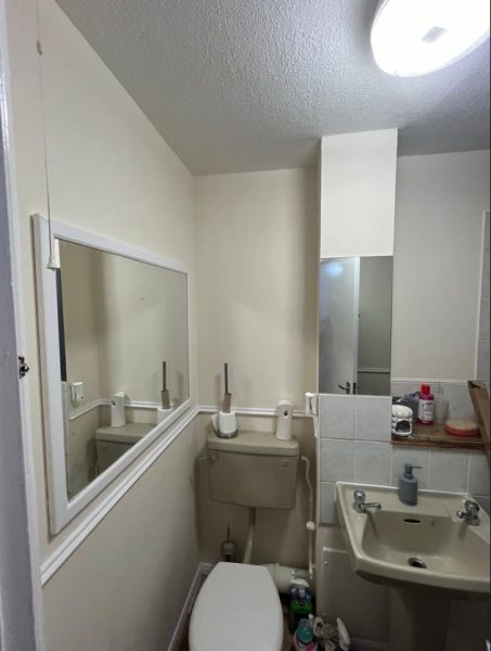 Bathroom-1-453x600.jpg