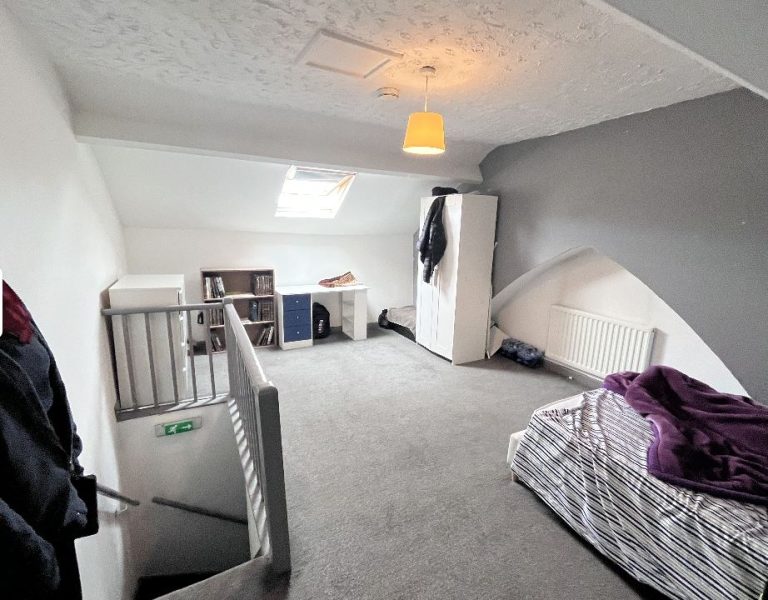 bedroom4-768x600.jpg