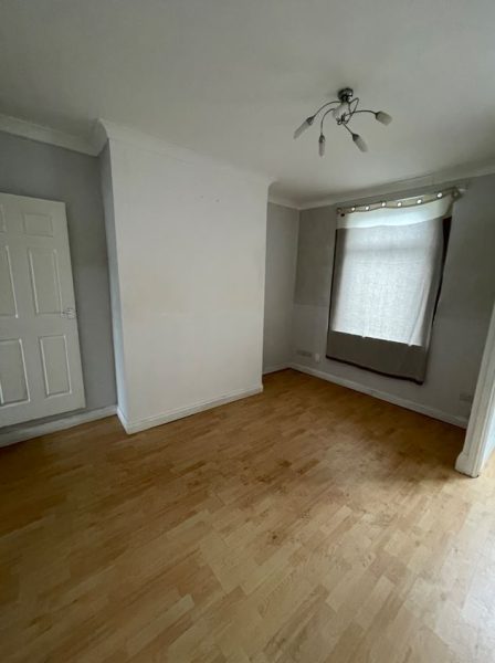 lounge-448x600.jpg