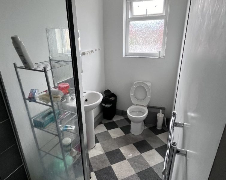 shower-room-755x600.jpg