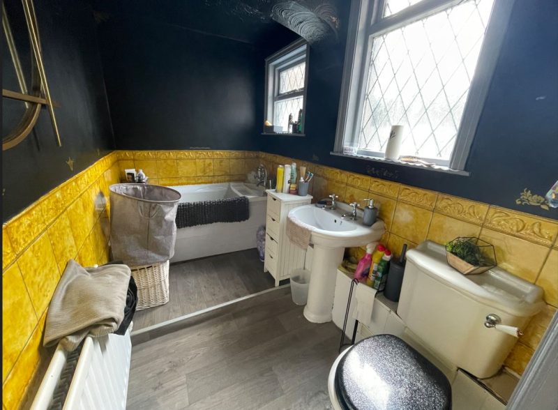 bathroom-800x588.jpg