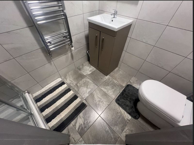 bathroom3-800x598.jpg