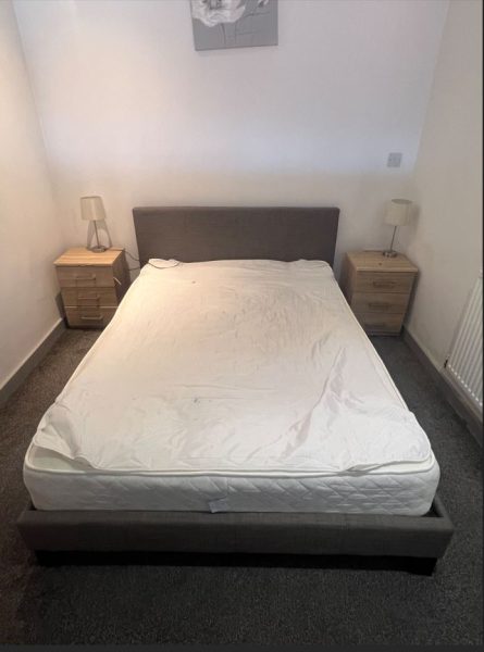 bed-445x600.jpg