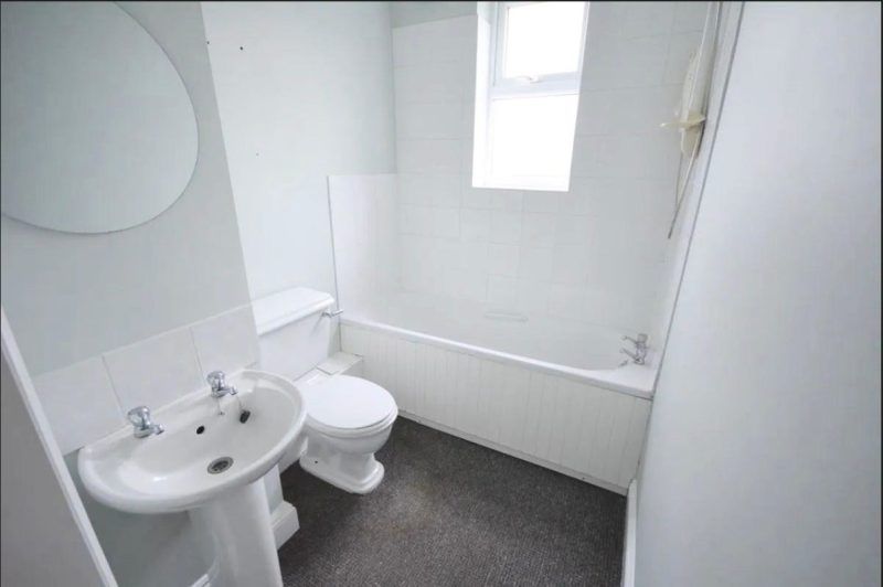 bathroom1-800x532.jpg