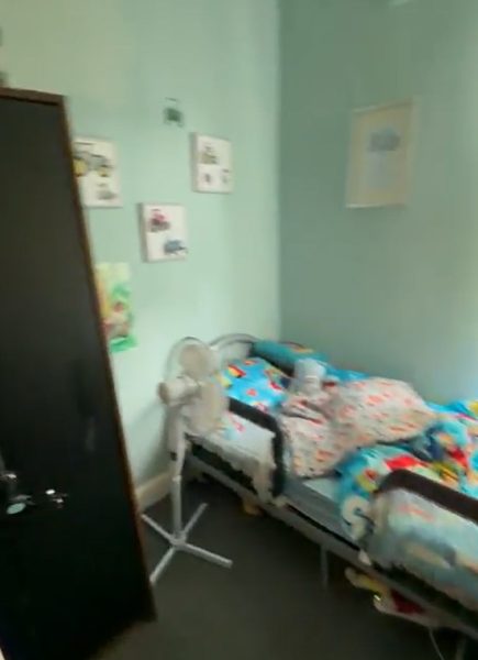 bed3-435x600.jpg