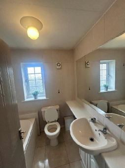 Bathroom-2.jpg