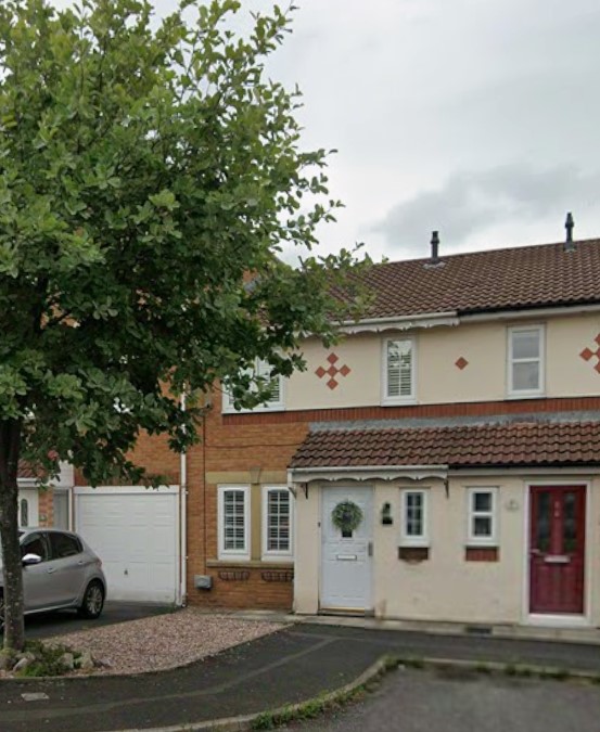 Ideal hands off family let in Greater Manchester!