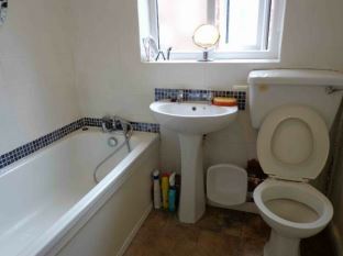bathroom-3.jpg