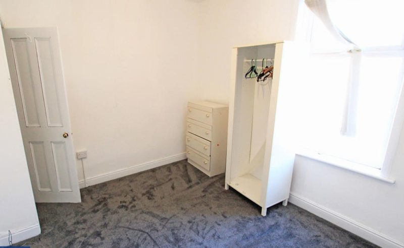 bed1-4-800x492.jpg
