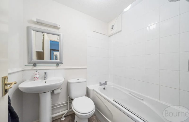 bathroom-1-800x516.jpg