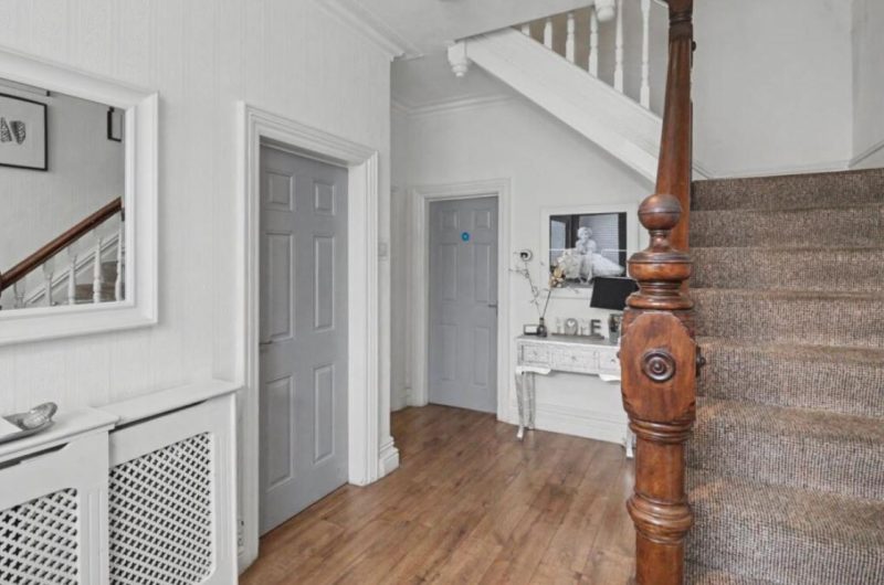 Hallway-800x530.jpg